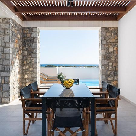 Terra Pietra Luxury Villas & Suites Лардос Екстер'єр фото